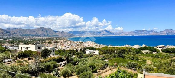 2 bedrooms Apartment in Bagheria, Italy No. 282181 2