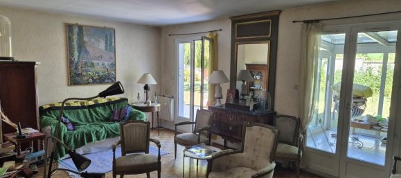 Casa de 4 dormitorios en Mennecy, France No. 285717 2