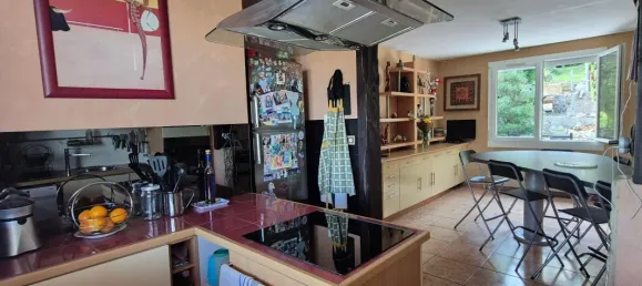 3 bedrooms House in Saint-Etienne, France No. 351109 7