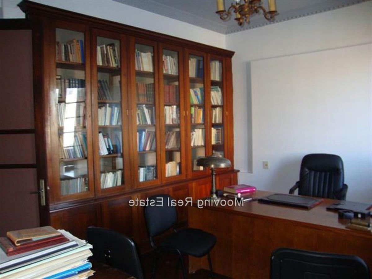 7 bedrooms Apartment in Montevideo, Uruguay No. 3659