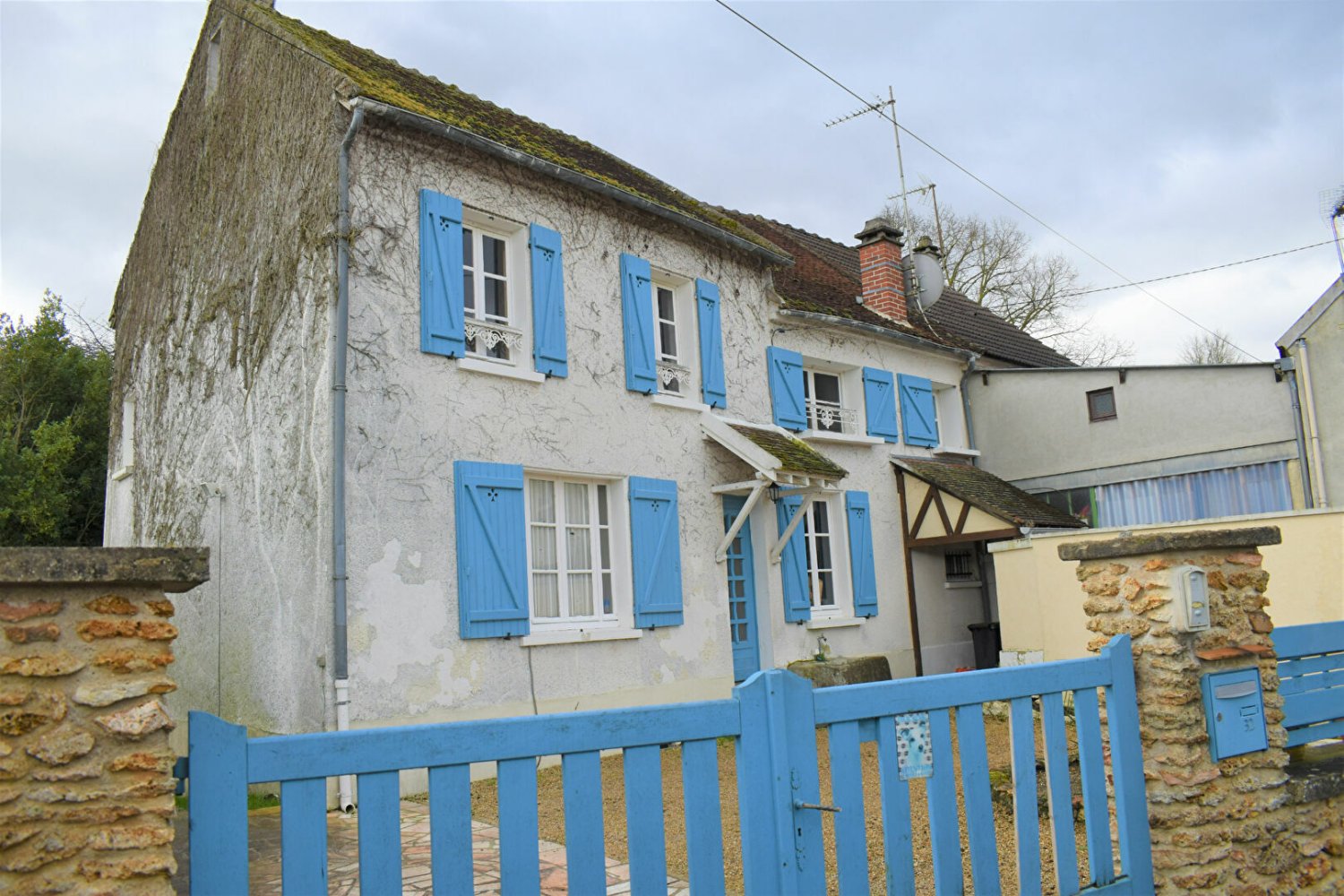4 bedrooms House in Saint-Cyr-sur-Morin, France No. 150827