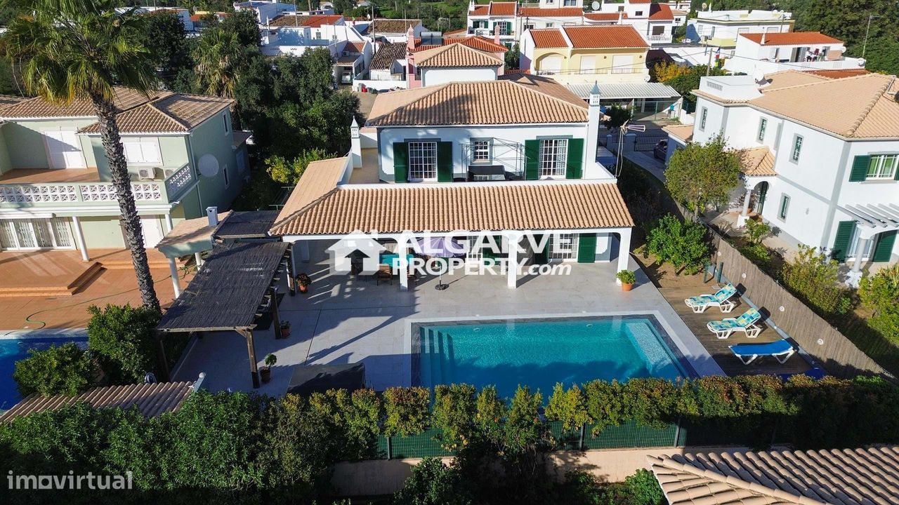 5 bedrooms House in Almancil, Portugal No. 88669