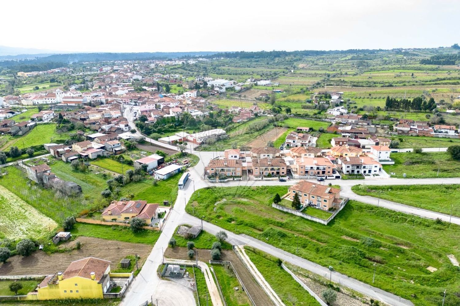  قطعة أرض في Casal Comba, Portugal 379متر مربع رقم 85729