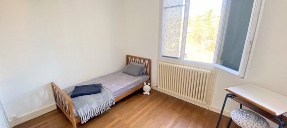 4 bedrooms House in Aubenas, France No. 195109 10