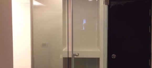 2 bedrooms Duplex in Khlong Toei, Thailand No. 9476 8