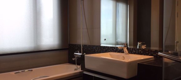 2 bedrooms Duplex in Khlong Toei, Thailand No. 9476 7