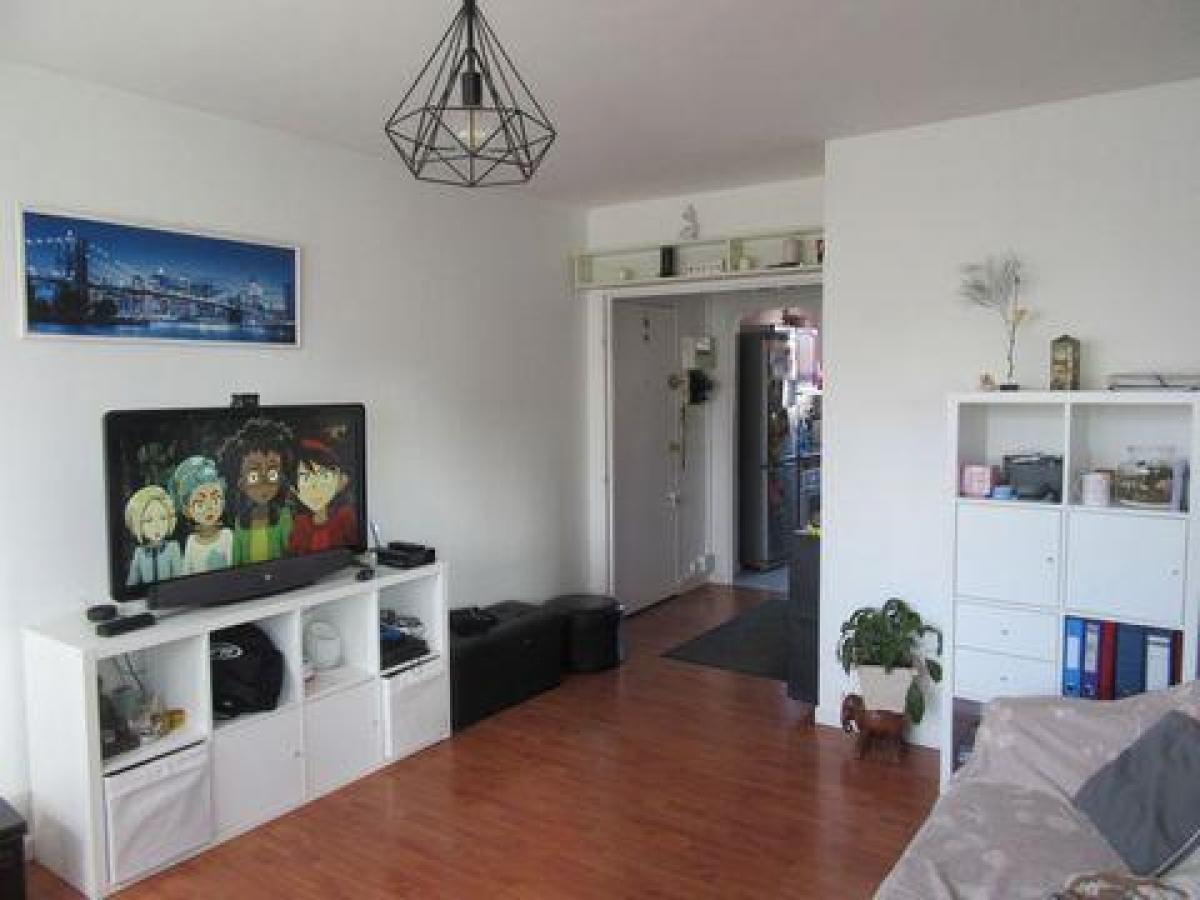 شقة 2 غرف نوم  في Franconville, France رقم 37400