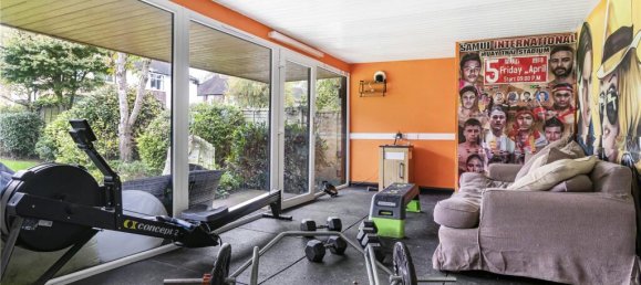 5 bedrooms House in London, United Kingdom No. 6600 18