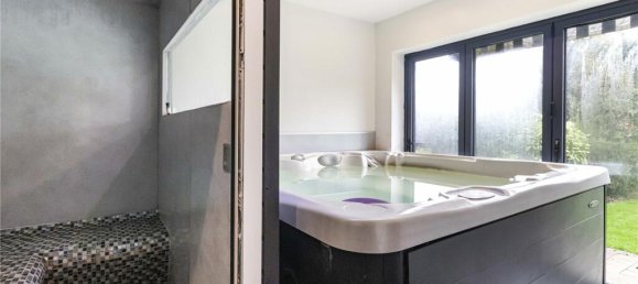 5 bedrooms House in London, United Kingdom No. 6600 16