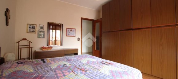 3 rooms Apartment in Crescentino, Italy No. 127627 10