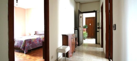 3 rooms Apartment in Crescentino, Italy No. 127627 13