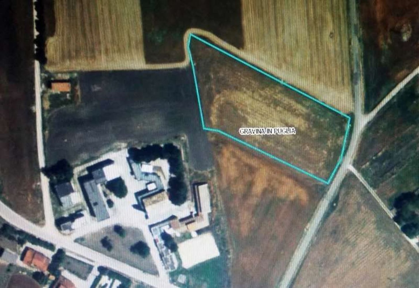 8200m² Land in Gravina in Puglia, Italy No. 104576