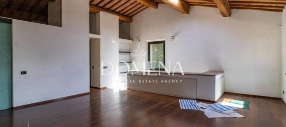 3 bedrooms Villa in Siena, Italy No. 262818 17