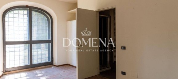 3 bedrooms Villa in Siena, Italy No. 262818 9