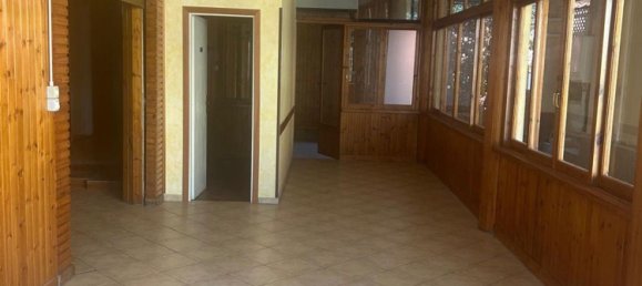 120m² Commercial property in Rome, Italy No. 369772 2