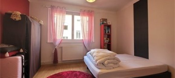 2 bedrooms Apartment in Luneville, France No. 251380 2