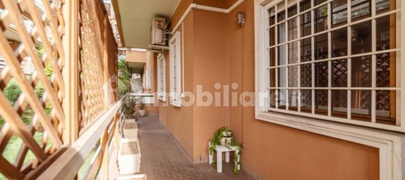 Квартира с 1 спальней в Рим, Италия № 46812 3