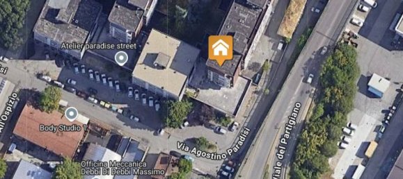 1 room Commercial property in Reggio Emilia, Italy No. 10413 10