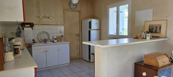 Casa de 4 divisões em Asnieres-sur-Nouere, France N.º 97600 20