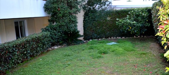 T3 em Vouliagmeni, Greece N.º 5933 6