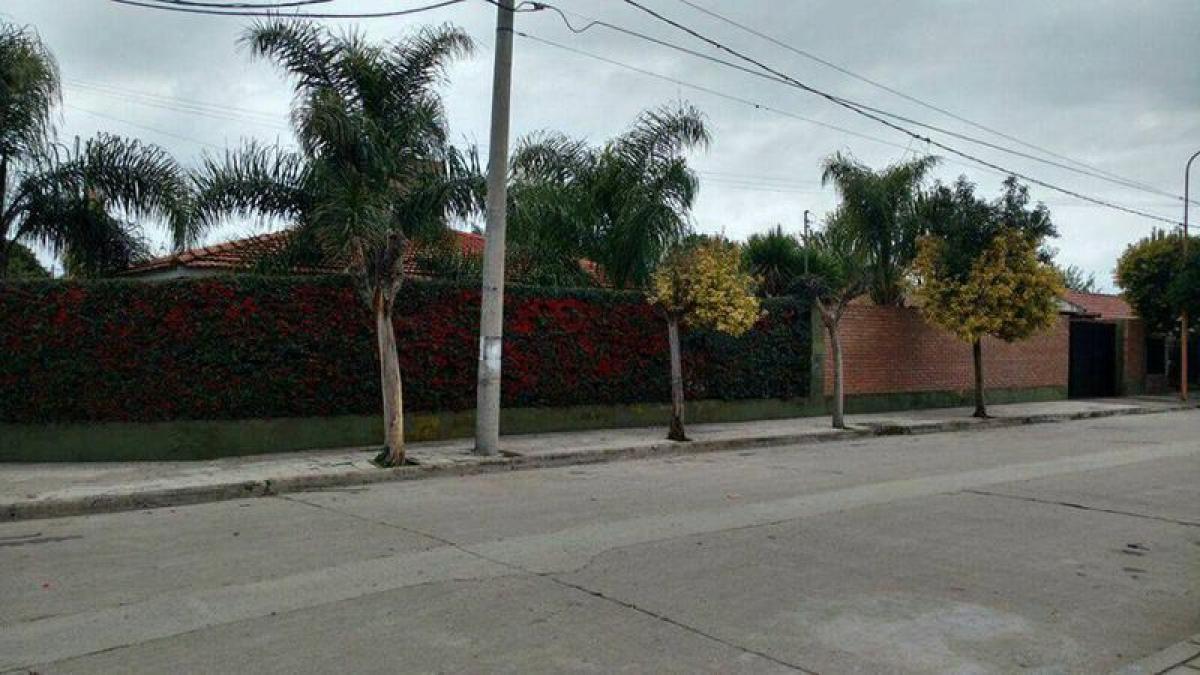 Дом с 3 спальнями в Кордоба, Аргентина № 53782