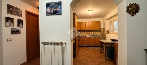 3 rooms Villa in Orte, Italy No. 170987 4