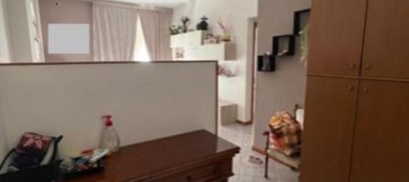 Apartamento de 3 divisões em Voghera, Italy N.º 94151 7