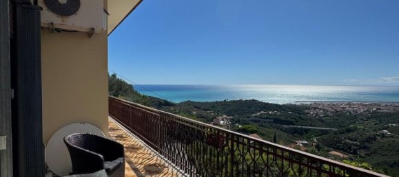 5 bedrooms Villa in Cogorno, Italy No. 312677 23