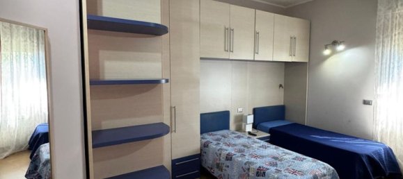 5 bedrooms Villa in Cogorno, Italy No. 312677 10