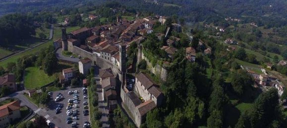 5 bedrooms Villa in Castiglione di Garfagnana, Italy No. 188137 17