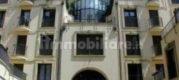 1 room Commercial property in Varese, Italy No. 91799 2