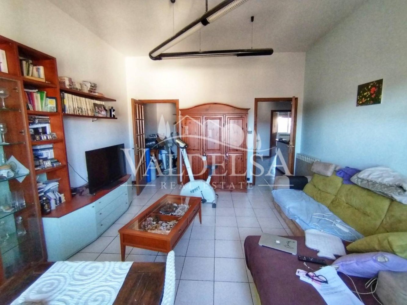 2 bedrooms Apartment in Poggibonsi, Italy No. 106889