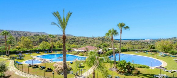 3 bedrooms Apartment in Benahavis, Spain No. 133804 2