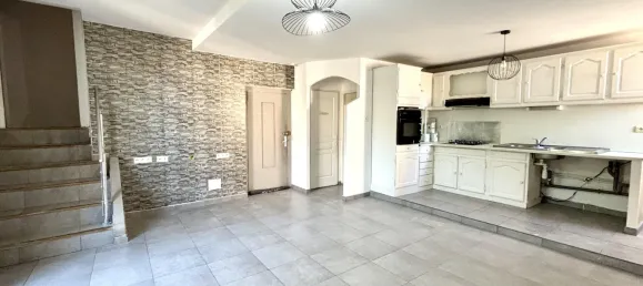 Дуплекс с 3 спальнями в Вильверак, Франция № 323784 3