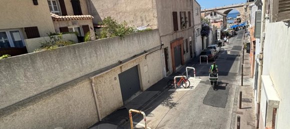 Studio in Marseille, France No. 339471 2