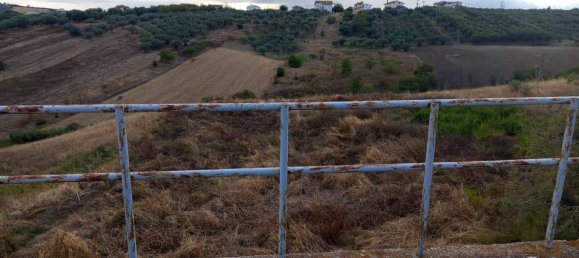 Склад 300м² в Ланчано, Италия № 317666 30