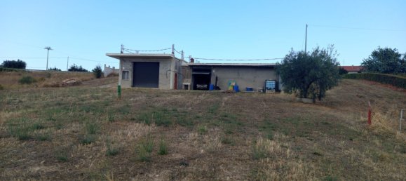 Склад 300м² в Ланчано, Италия № 317666 32