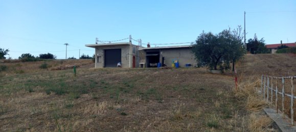 Склад 300м² в Ланчано, Италия № 317666 35