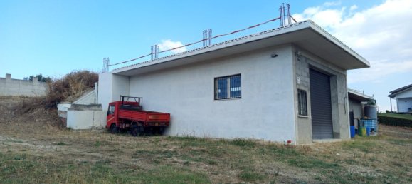 Склад 300м² в Ланчано, Италия № 317666 14