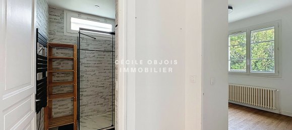 2 bedrooms House in Creteil, France No. 350339 11