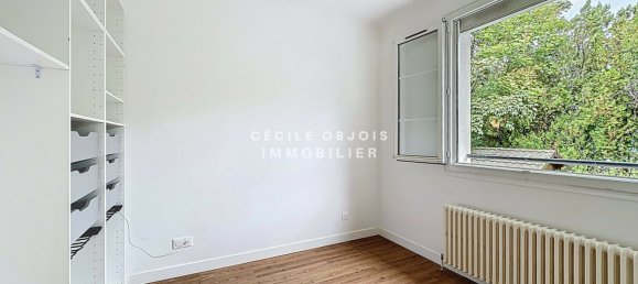 2 bedrooms House in Creteil, France No. 350339 12