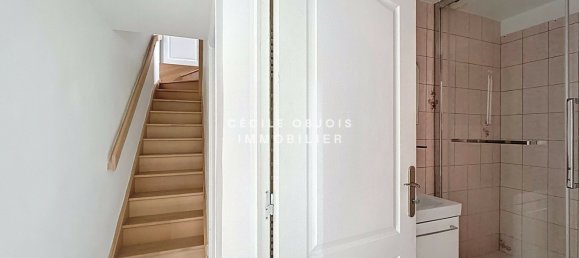 2 bedrooms House in Creteil, France No. 350339 15