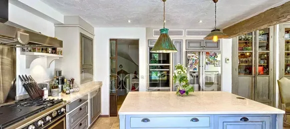 6 bedrooms Villa in Valbonne, France No. 193163 10