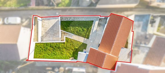 2 bedrooms House in Angra do Heroismo, Portugal No. 31809 2