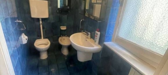 5-salle Appartement à Genoa, Italy No. 195280 8