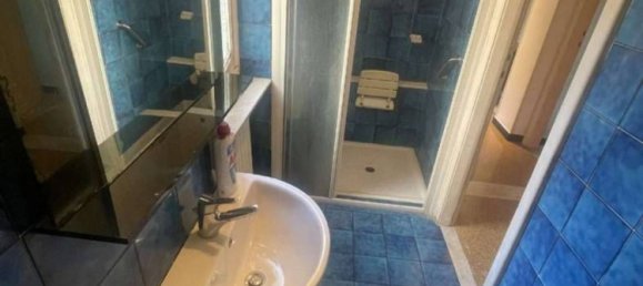 5-salle Appartement à Genoa, Italy No. 195280 7