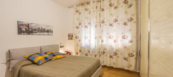 2 bedrooms Apartment in Verona, Italy No. 214585 11