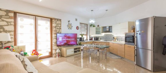 2 bedrooms Apartment in Verona, Italy No. 214585 3