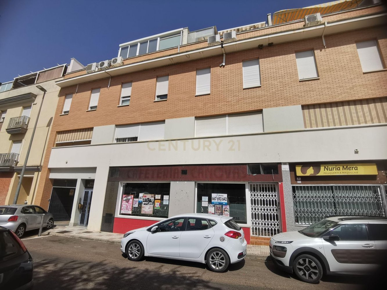 96m² Commercial property in Don Benito, Spain No. 196612