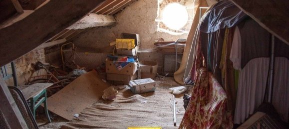 1 bedroom Townhouse in Trainel, France No. 49098 7